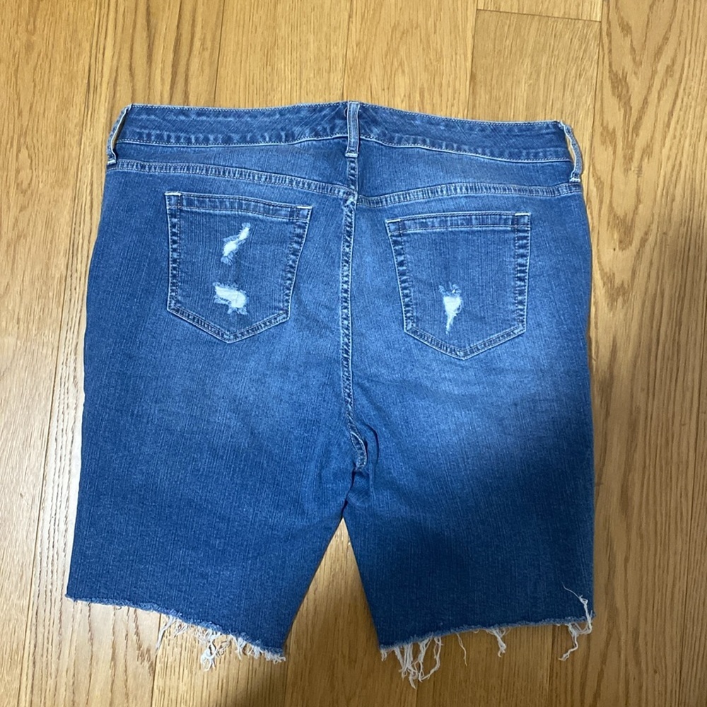 Torrid Bermudas Vintage Stretch Short - Picture 4 of 4
